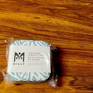 Milly traveling jewelry case